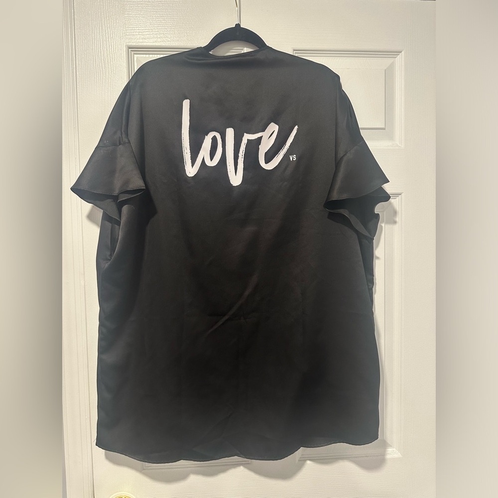 Victoria’s Secret Black Robe NWT